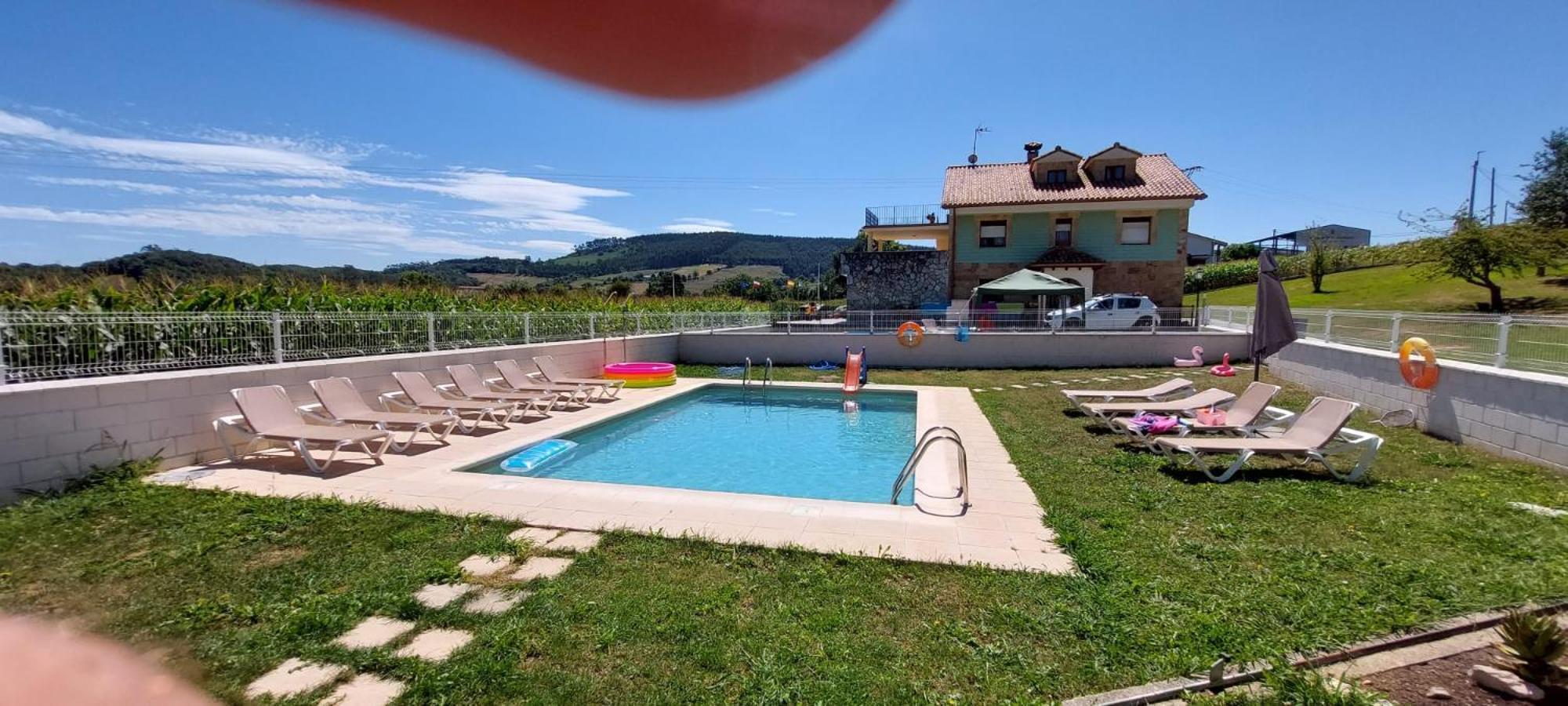 ארנוארו Apartamentos Turisticos El Ponton מראה חיצוני תמונה