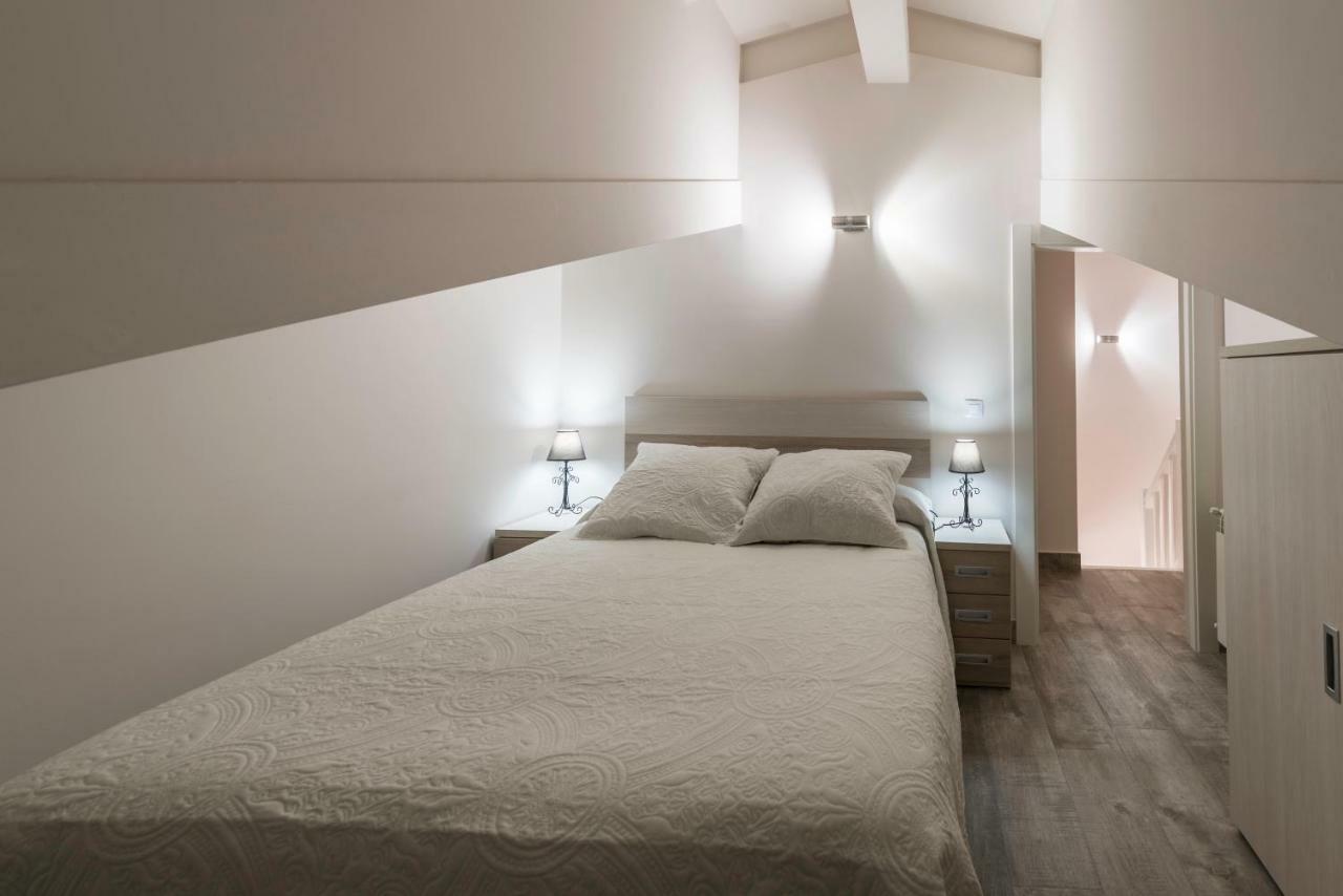 ארנוארו Apartamentos Turisticos El Ponton מראה חיצוני תמונה