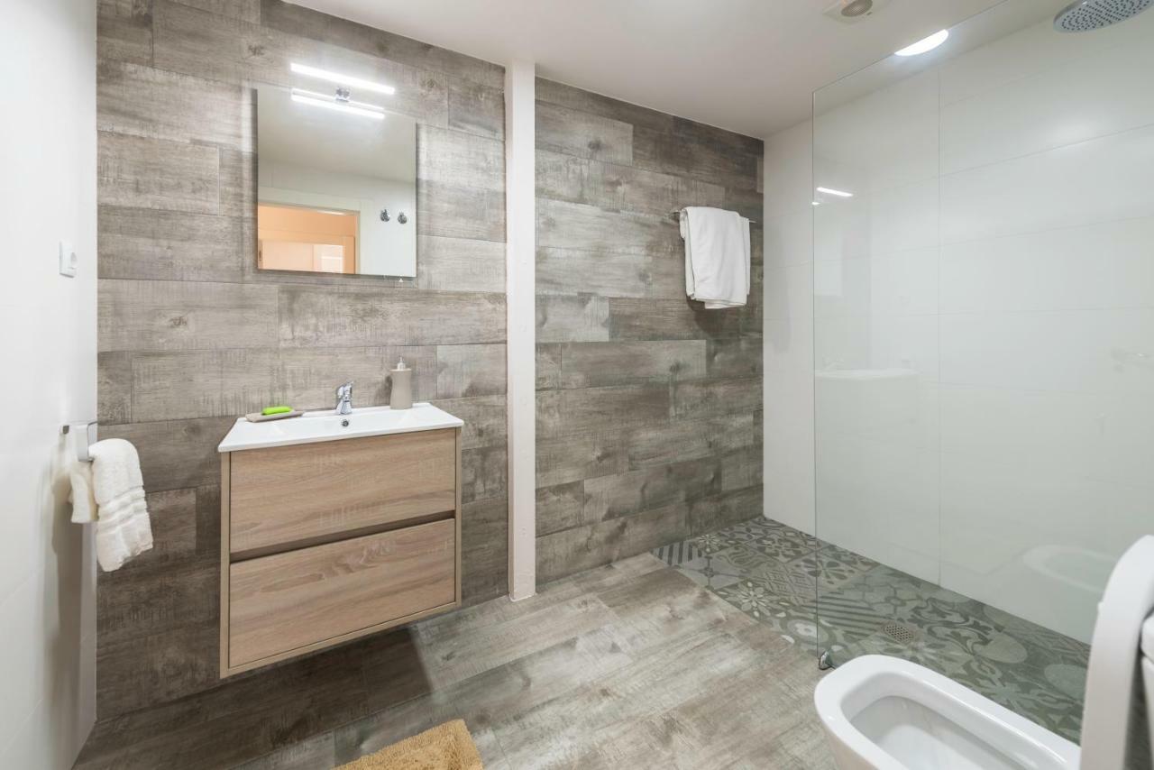 ארנוארו Apartamentos Turisticos El Ponton מראה חיצוני תמונה
