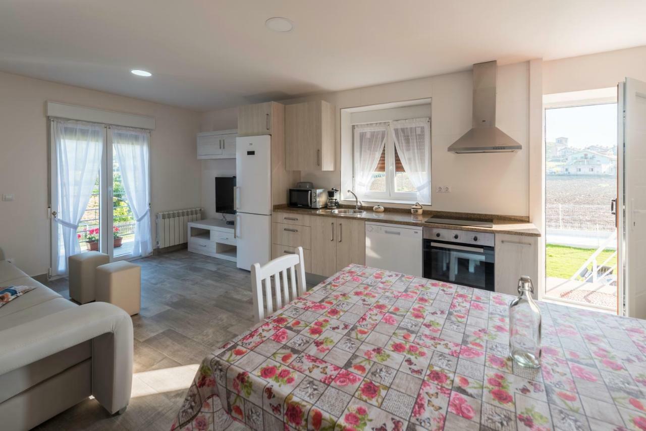ארנוארו Apartamentos Turisticos El Ponton מראה חיצוני תמונה