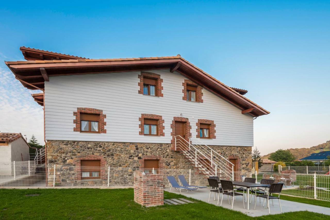 ארנוארו Apartamentos Turisticos El Ponton מראה חיצוני תמונה