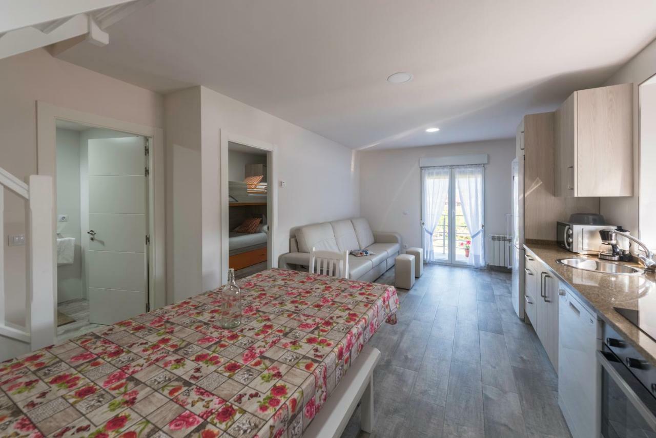 ארנוארו Apartamentos Turisticos El Ponton מראה חיצוני תמונה